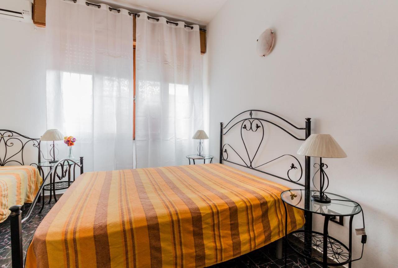 Terre Di Mare Near The Sandy Beach With Pool, Parking & Wifi Fontane Bianche Kültér fotó